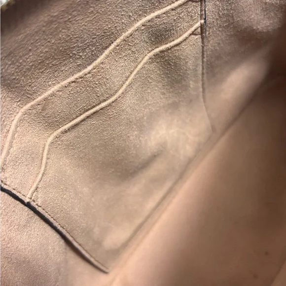 Stunning Gucci Dome Crossbody - Picture 14 of 16